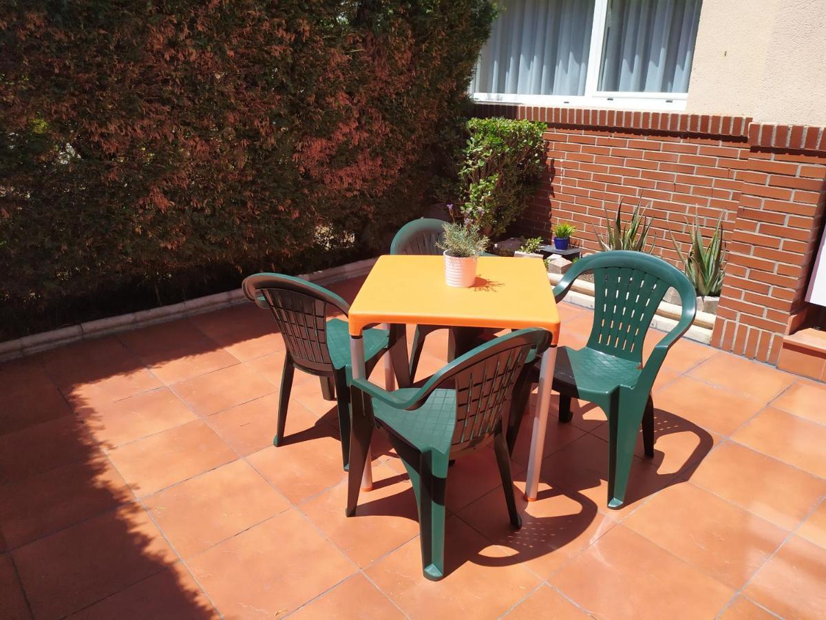 Con Jardin Privado Cerca Playa Usil - Mogro Appartement Miengo